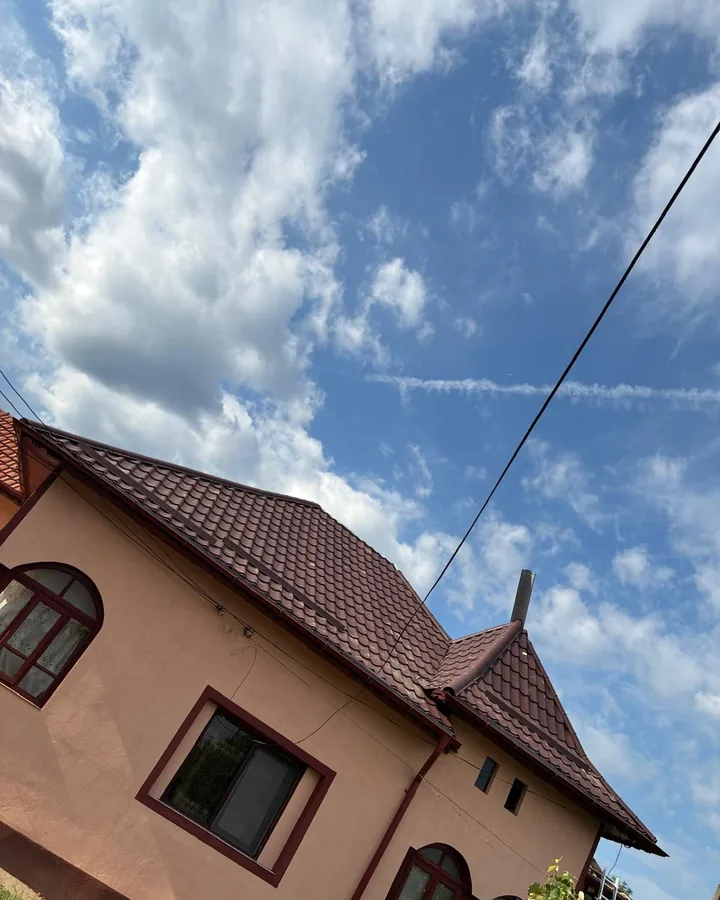 Șarpantă veche, pregătită pentru refacere — lucrare Liviu Construcții